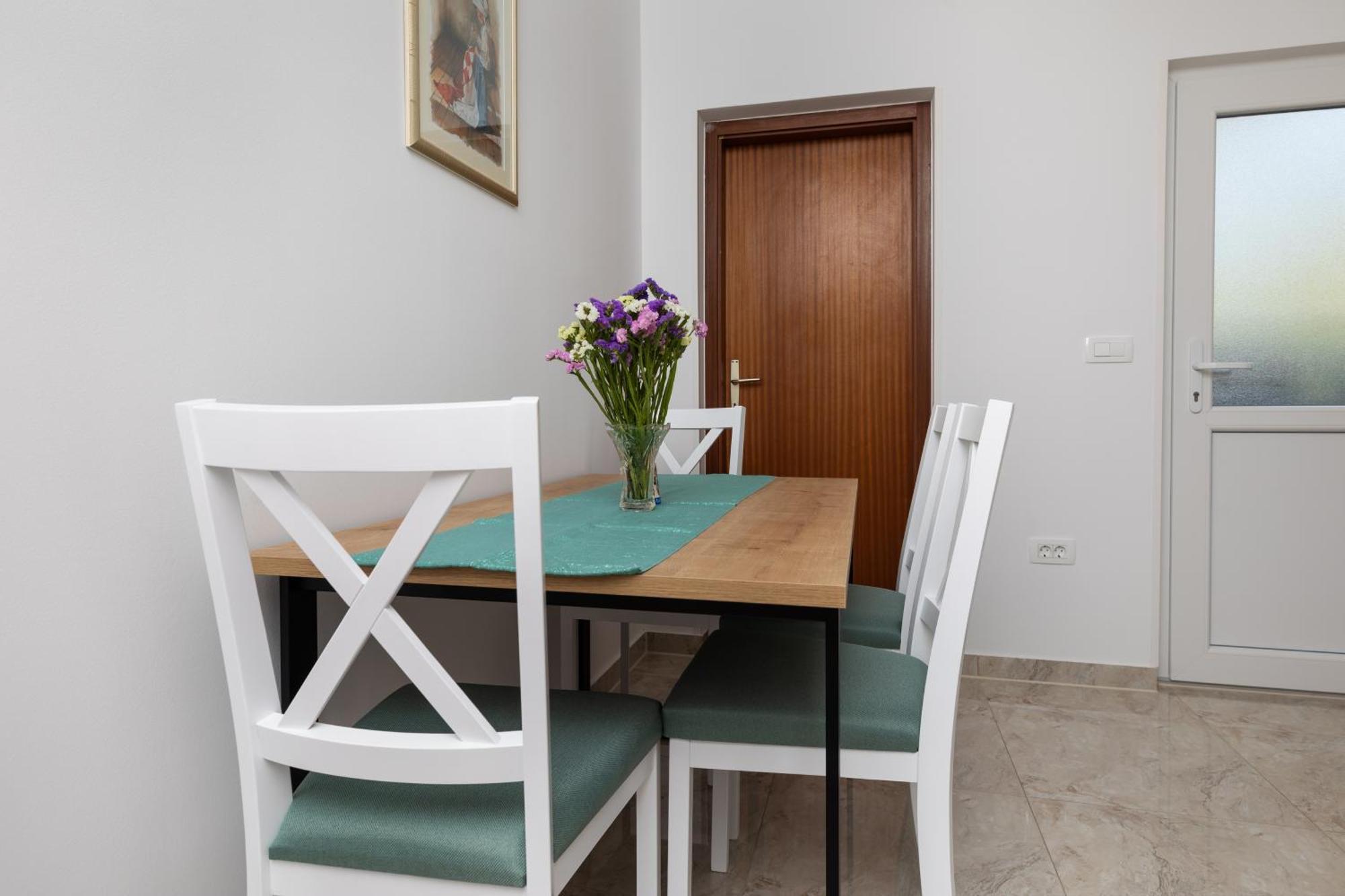 Apartments With A Parking Space Pisak, Omis - 5975 Екстериор снимка
